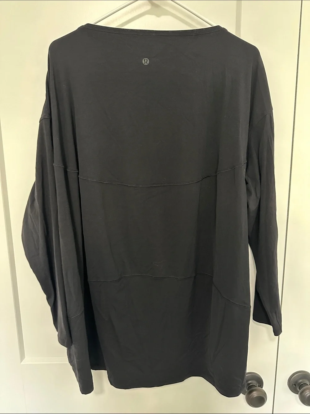 Lululemon back in action long sleeve shirt